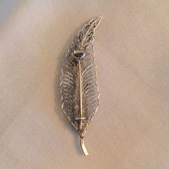 Sterling silver brooch - Picture 2 of 5